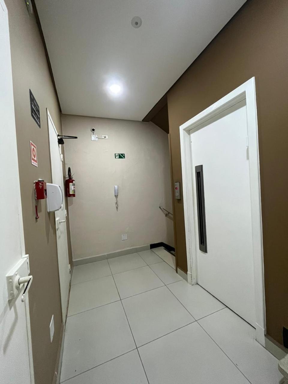 Salomão - Próximo A 25 De Março, Bom Retiro, Brás E Rua Santa Efigênia, A 2 Minutos Do Mirante Sampa Sky E Pista De Skate Anhangabaú Hotel