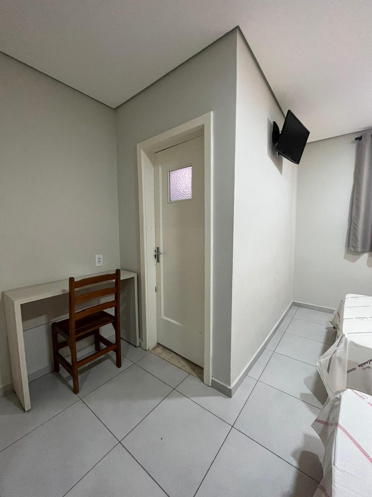 Hotel Salomão - Próximo A 25 De Março, Bom Retiro, Brás E Rua Santa Efigênia, A 2 Minutos Do Mirante Sampa Sky E Pista De Skate Anhangabaú 2*